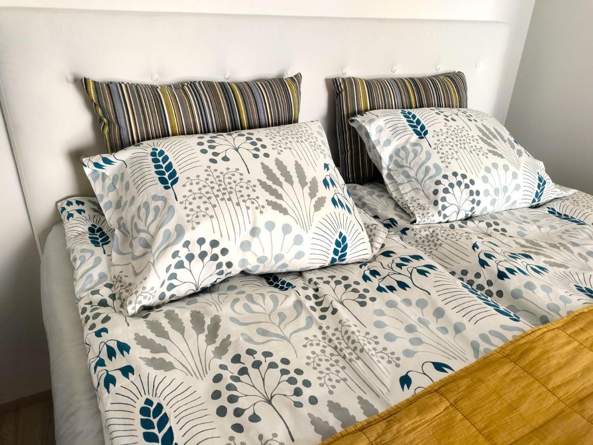 Fully Equipped New Apartment With Free Parking Tampere Luaran gambar