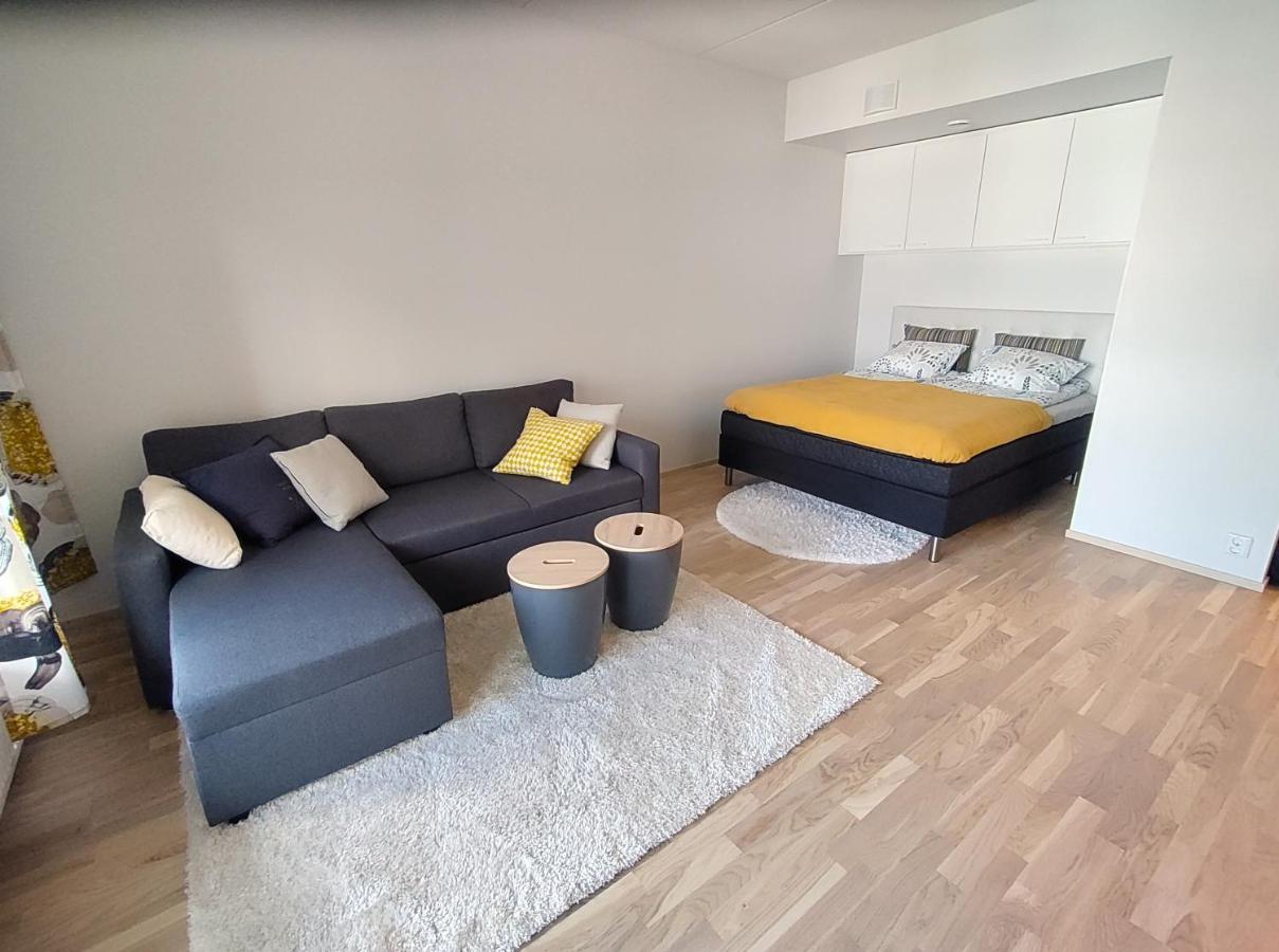 Fully Equipped New Apartment With Free Parking Tampere Luaran gambar